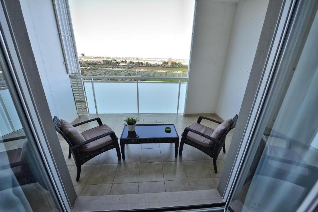 Karol Wojtyla Airport Bari Hotel Ngoại thất bức ảnh